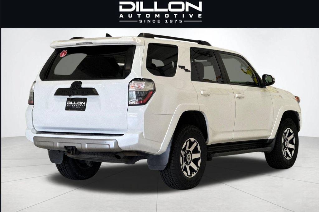 Used 2021 Toyota 4Runner TRD Off-Road Premium AWD/4WD image 4
