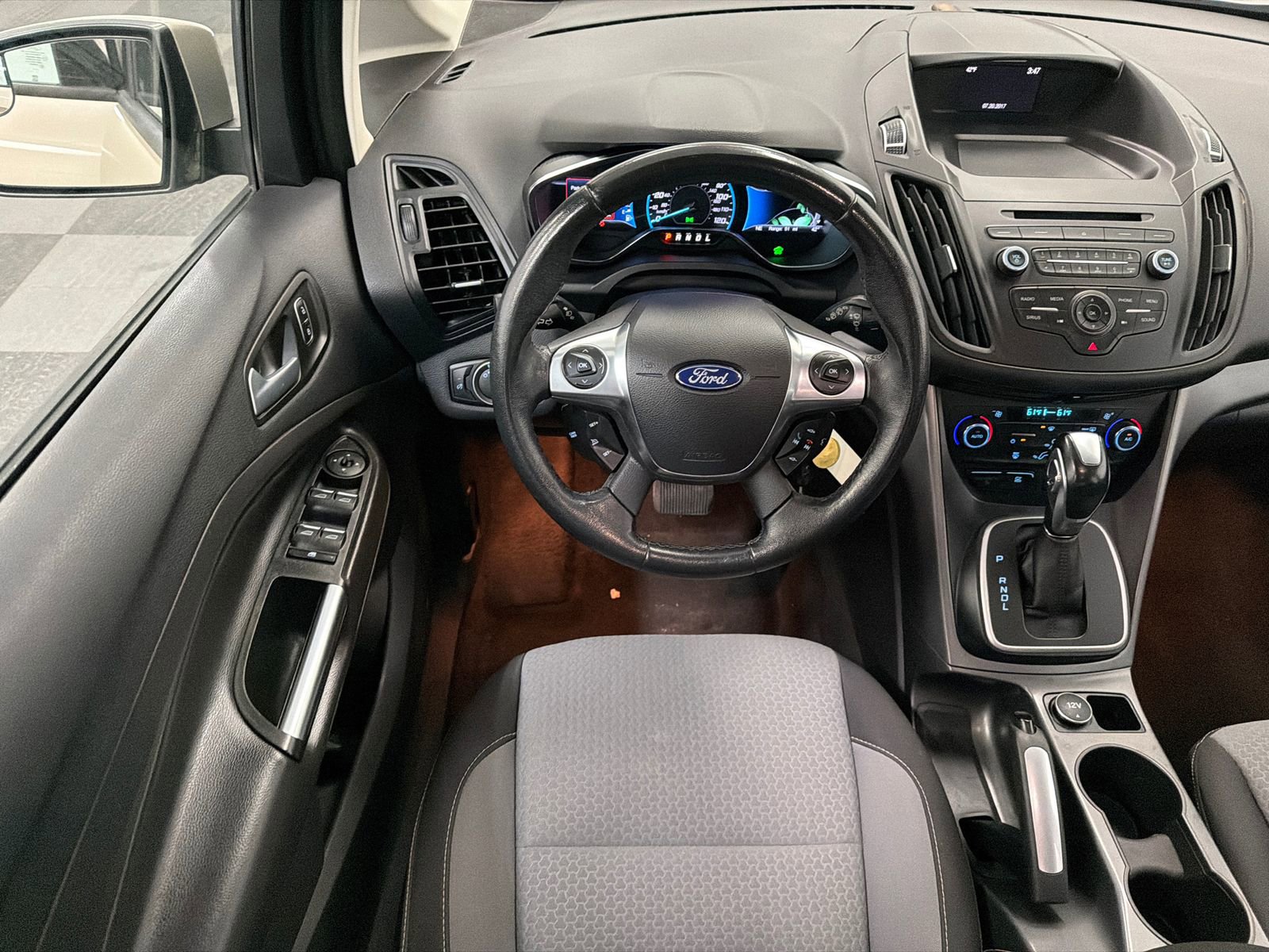 Used 2017 Ford C-MAX SE FWD image 19