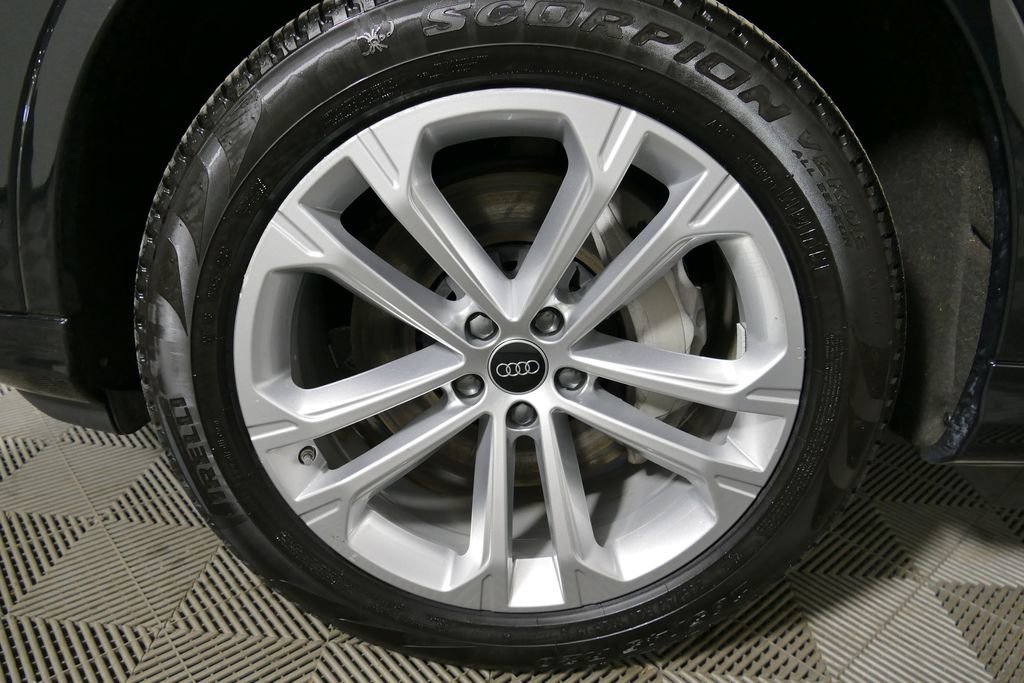 Used 2025 Audi Q7 3.0T Premium Plus image 25