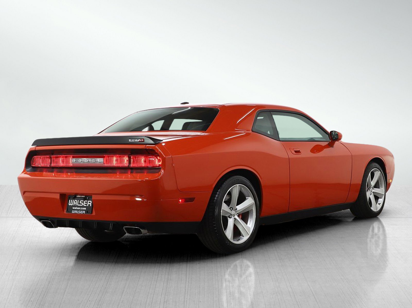 Used 2009 Dodge Challenger SRT8 w/ SRT Option Group II image 5