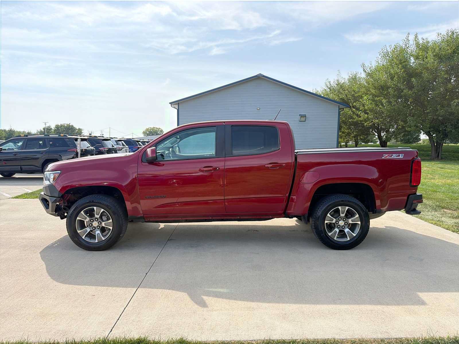 Used 2020 Chevrolet Colorado Z71 AWD/4WD image 3