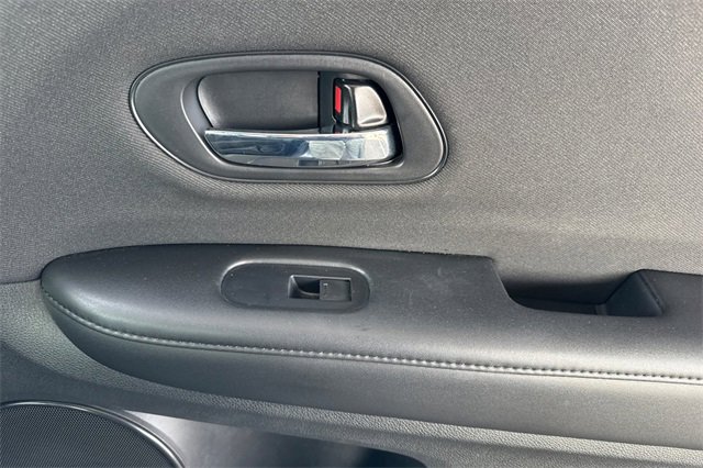 Used 2020 Honda HR-V LX image 22