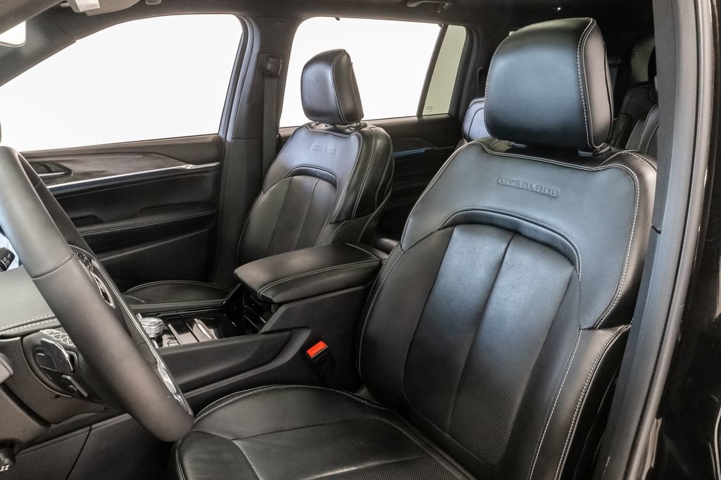 Used 2023 Jeep Grand Cherokee L Overland AWD/4WD image 11