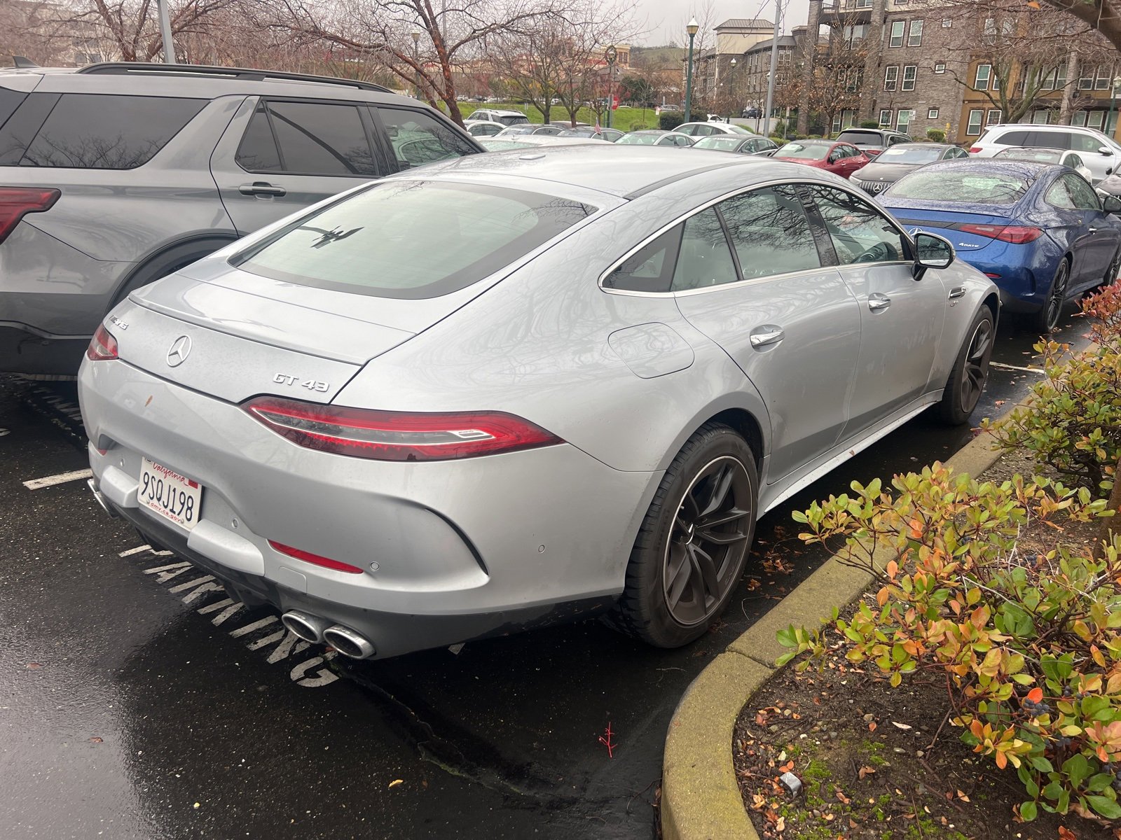 Used 2023 Mercedes-Benz AMG GT 43 image 4