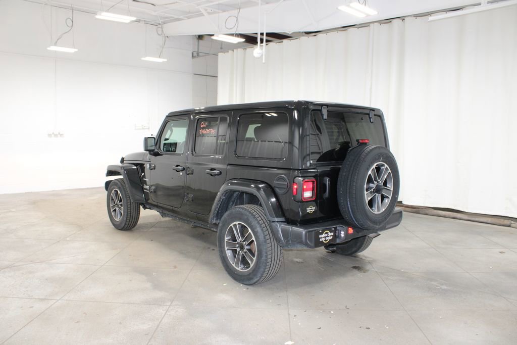 Used 2023 Jeep Wrangler Sahara image 7