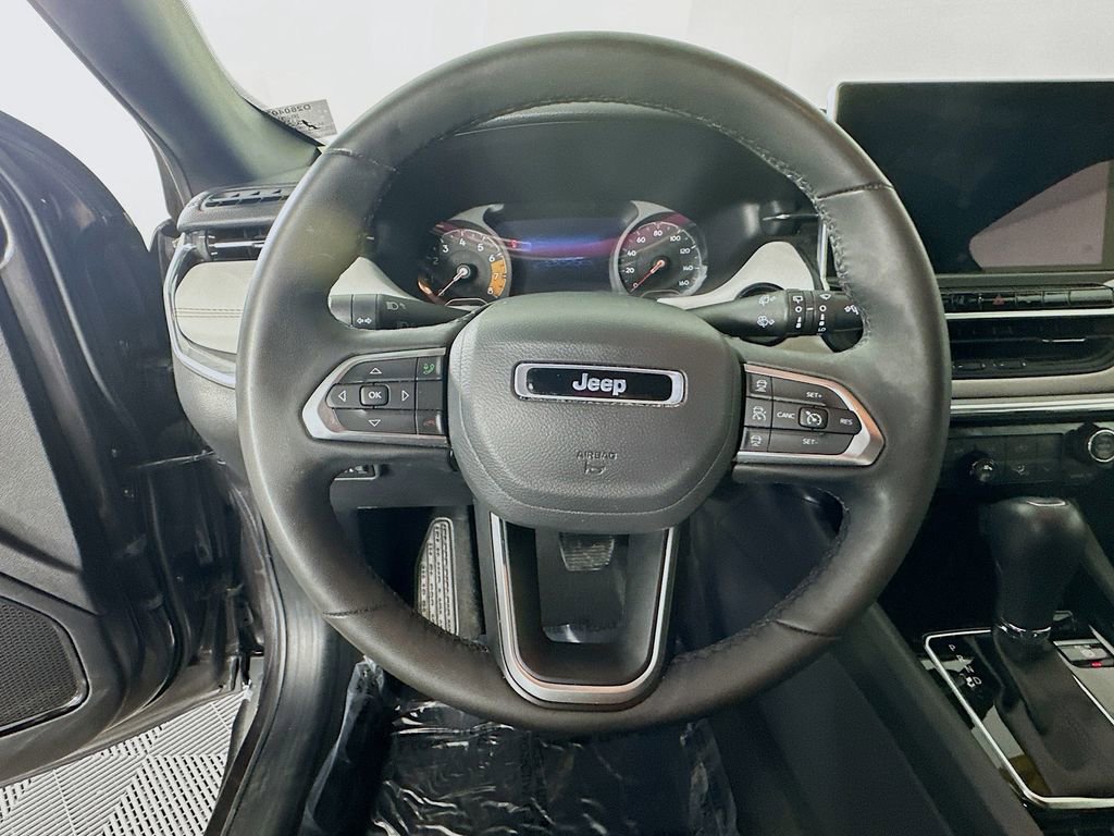 Used 2024 Jeep Compass Limited AWD/4WD image 18