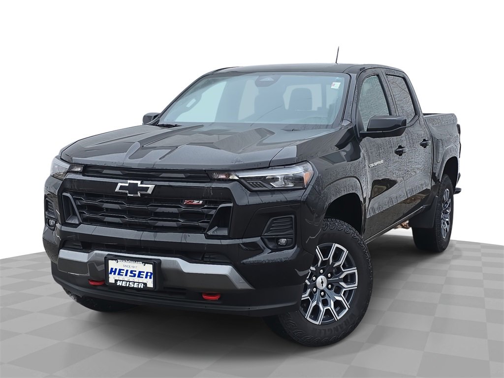 Used 2024 Chevrolet Colorado Z71 w/ Z71 Convenience Package 2 image 1