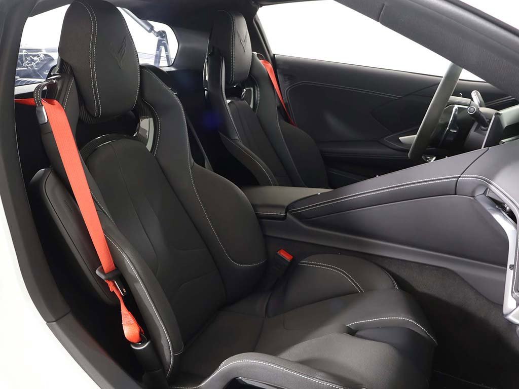 Used 2025 Chevrolet Corvette Z06 w/ Battery Protection Package image 35