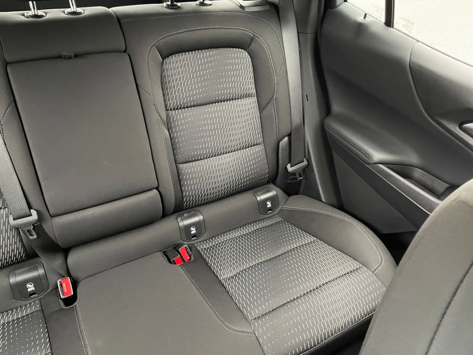 Used 2025 Chevrolet Equinox LT image 36