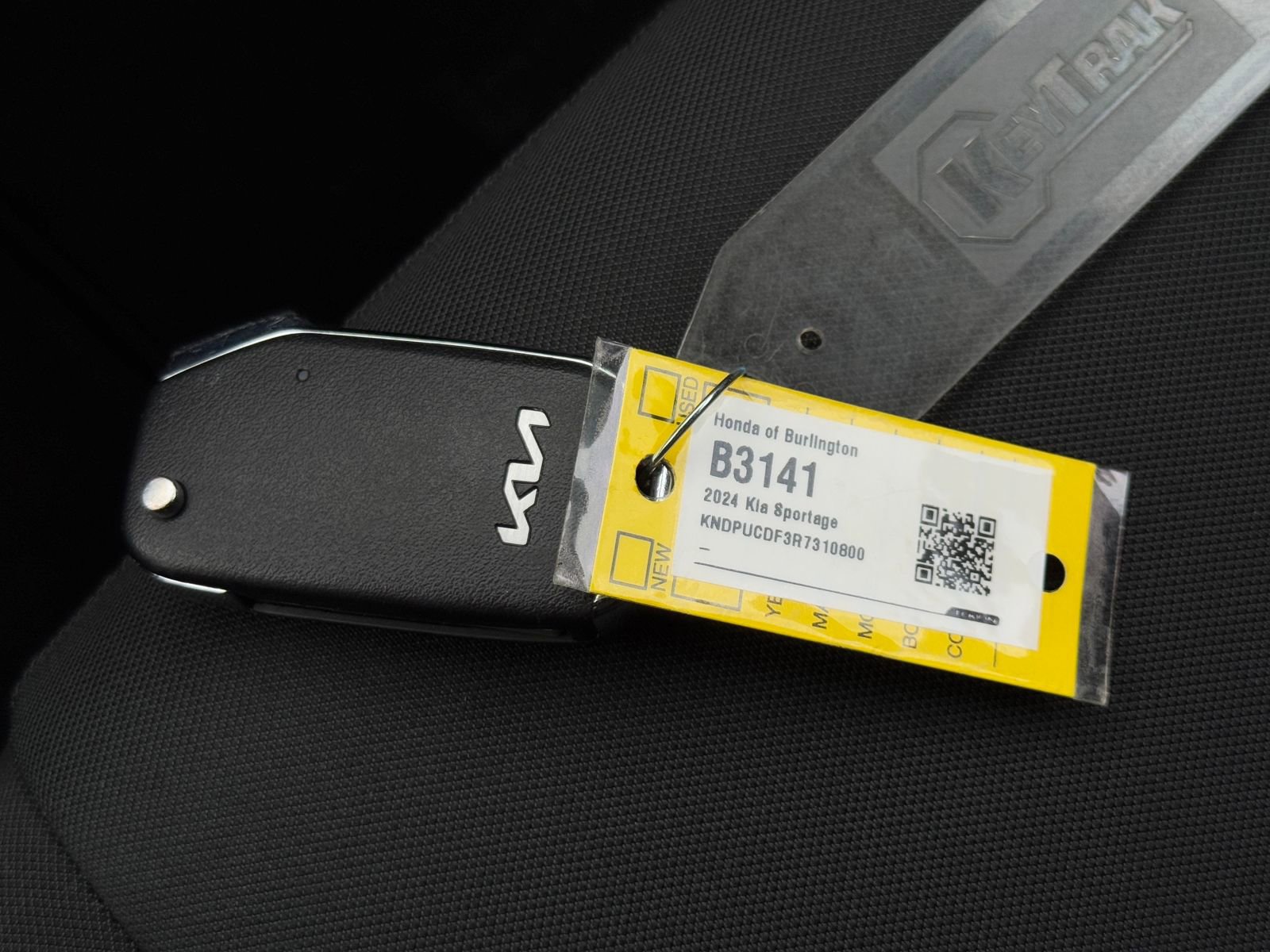 Used 2024 Kia Sportage LX image 36