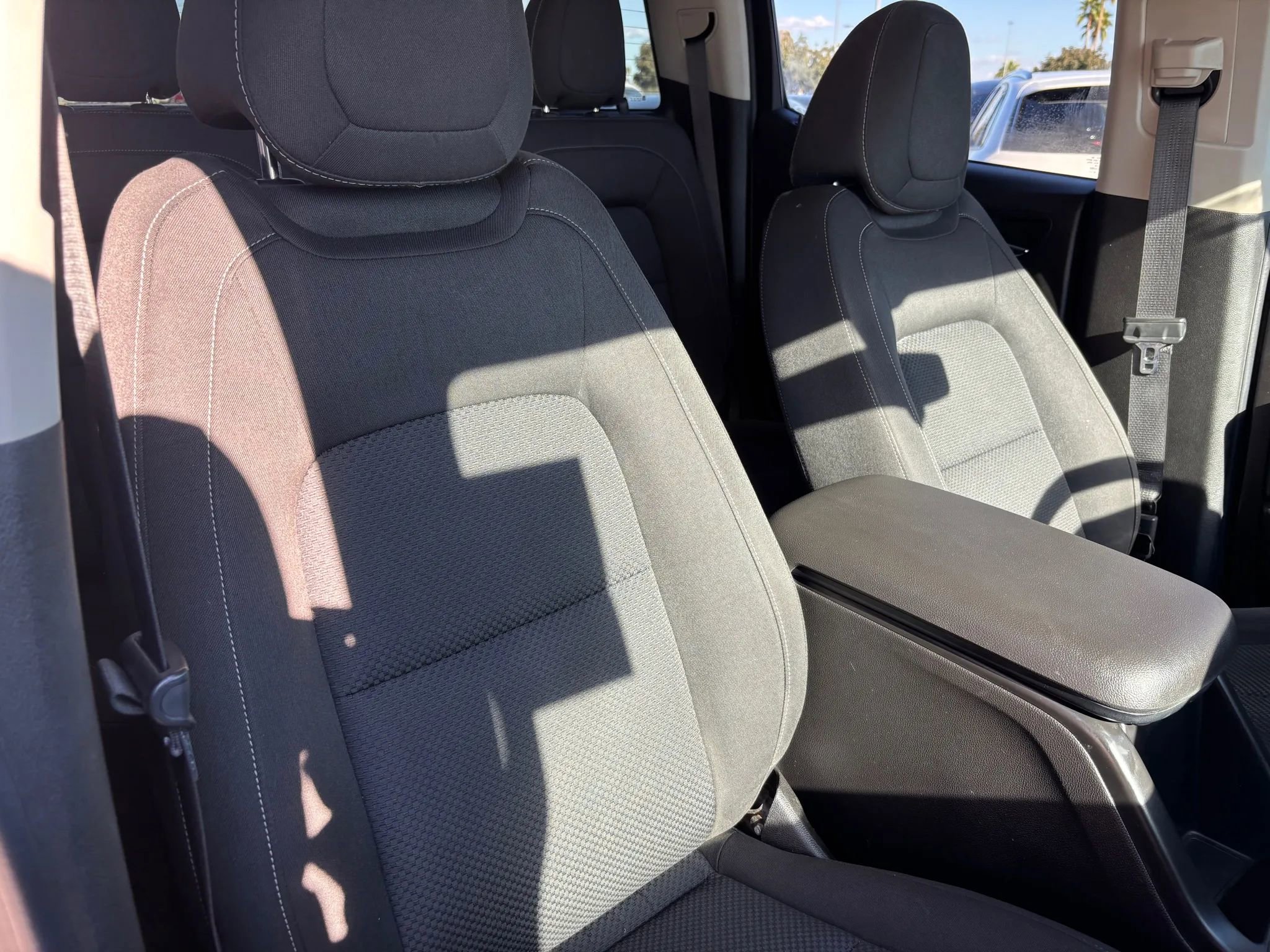 Used 2016 Chevrolet Colorado LT w/ LT Convenience Package RWD image 26