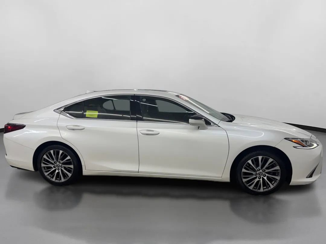 Used 2019 Lexus ES 350 w/ Premium Package image 11
