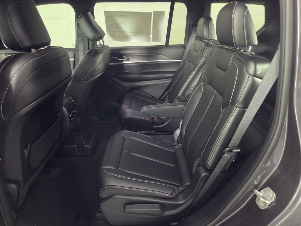 New 2025 Jeep Grand Cherokee L Limited w/ Black Appearance Package RWD image 18