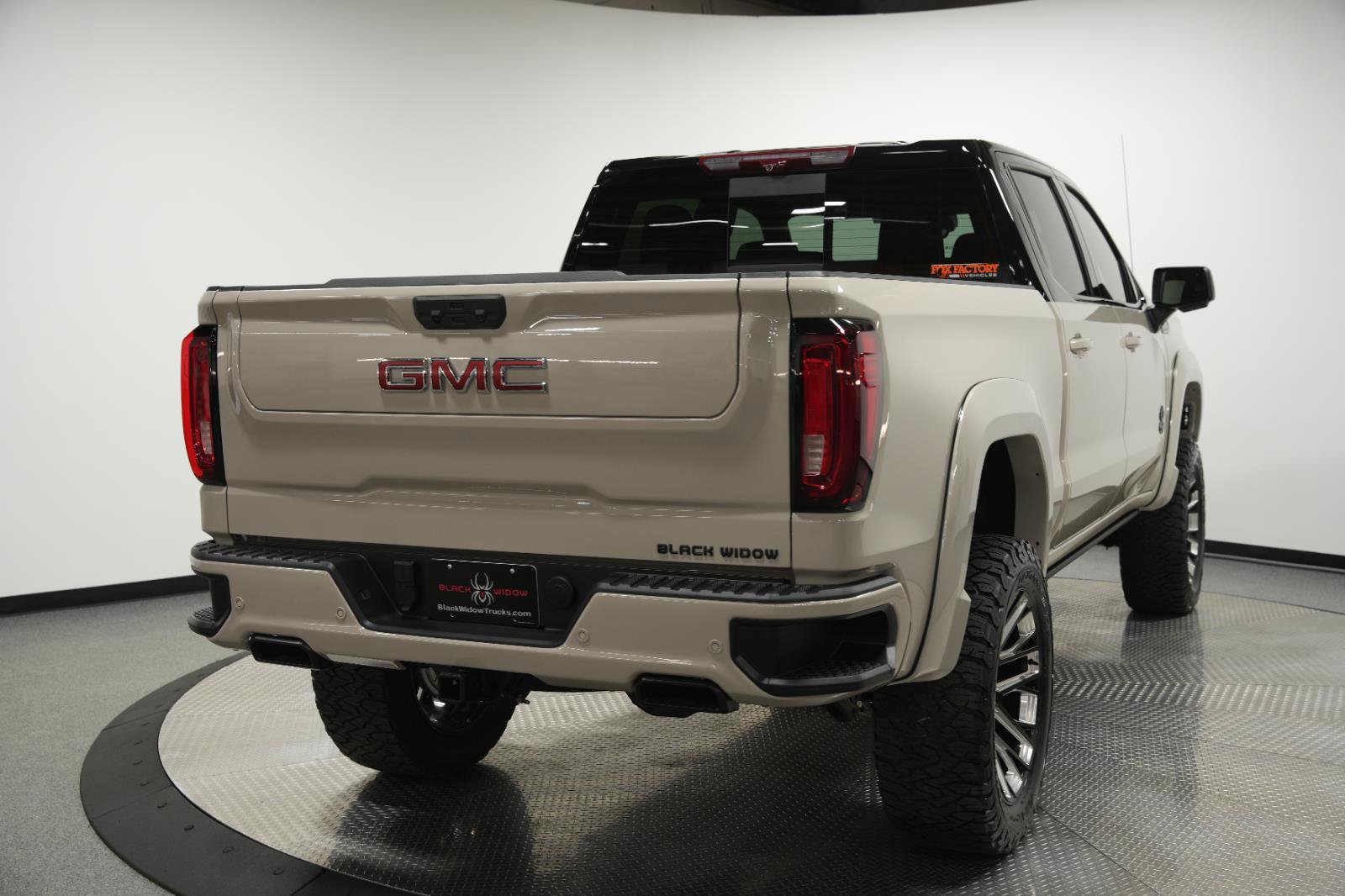 New 2026 GMC Sierra 1500 AT4 w/ AT4 Premium Package AWD/4WD image 10