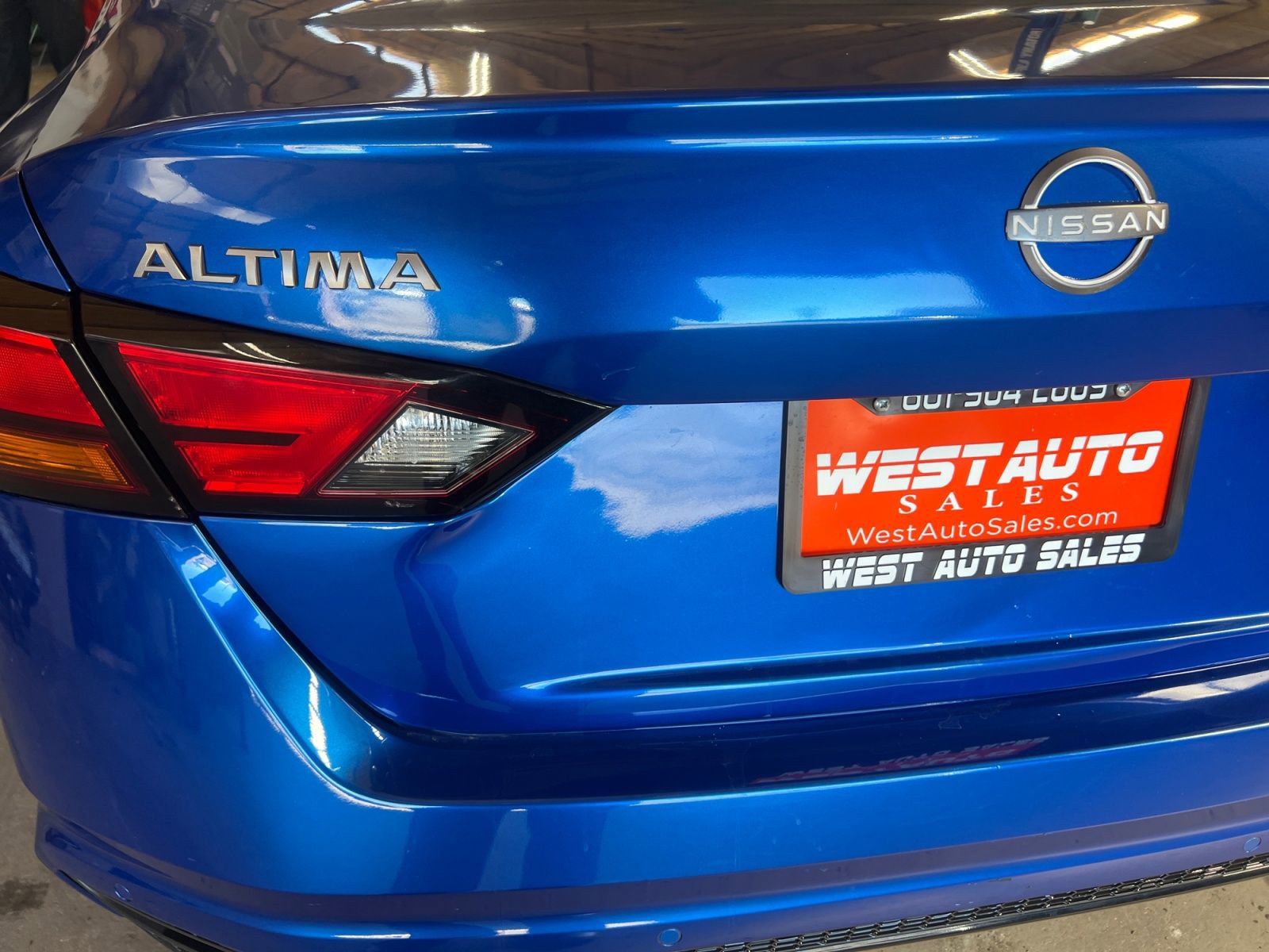 Used 2025 Nissan Altima 2.5 SR FWD image 25
