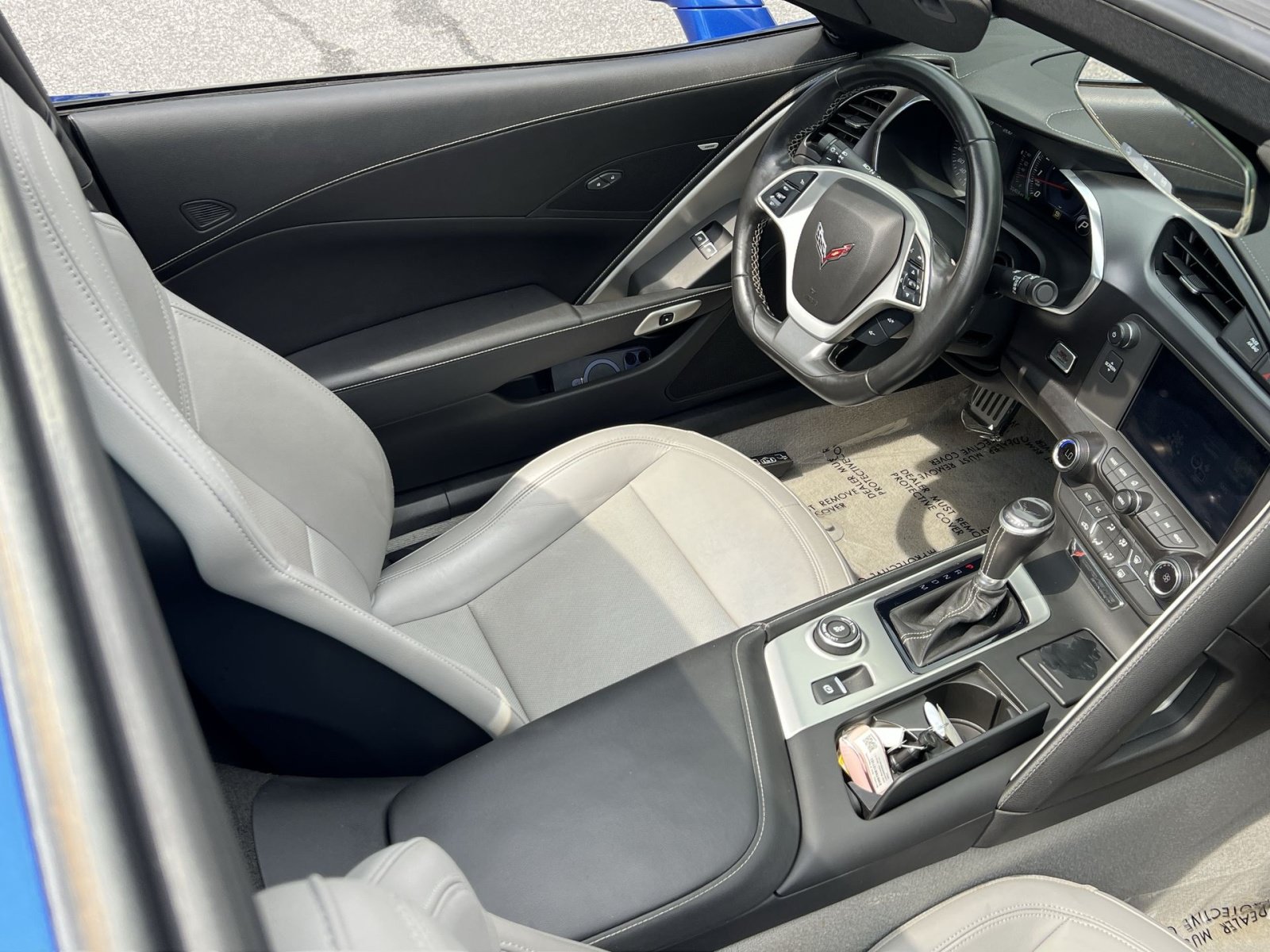 Used 2019 Chevrolet Corvette Stingray Coupe w/ Z51 1LT RWD image 16