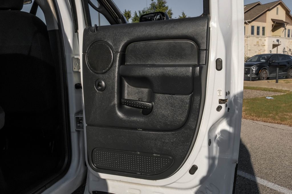 Used 2003 Dodge Ram 2500 Truck SLT image 47