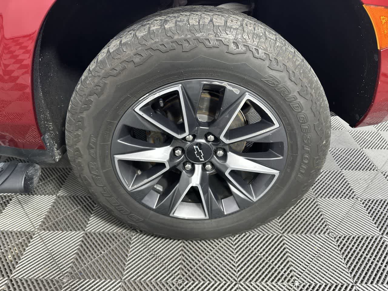 Used 2021 Chevrolet Tahoe Z71 w/ Z71 Signature Package AWD/4WD image 10