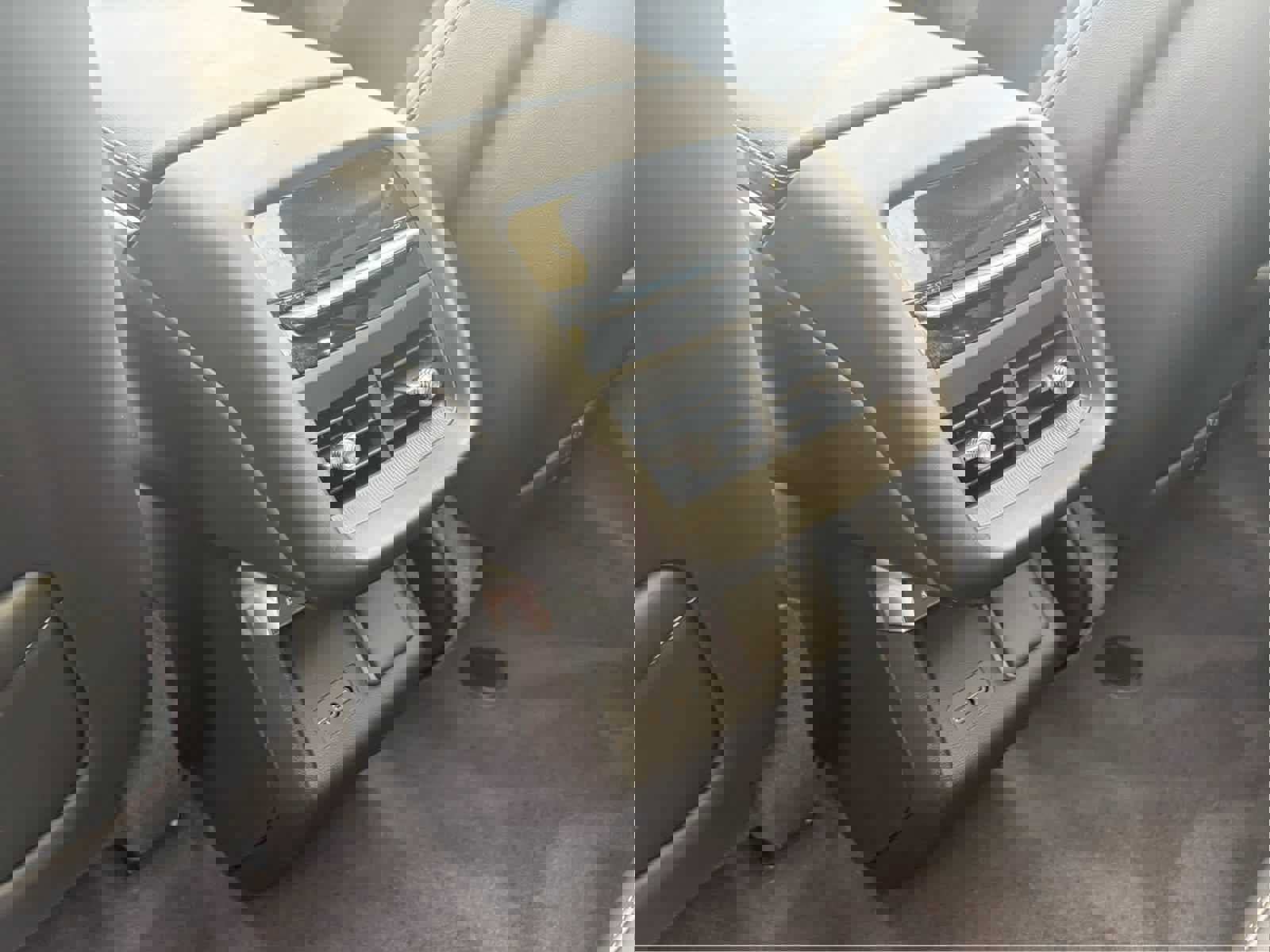 Used 2025 Cadillac Lyriq Luxury w/ LPO, Floor Liner Package AWD/4WD image 24