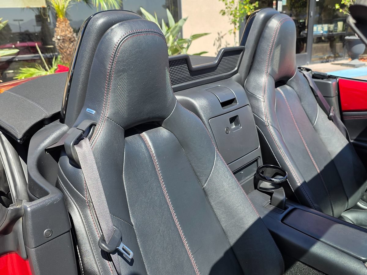 Used 2016 MAZDA MX-5 Miata Grand Touring RWD image 16