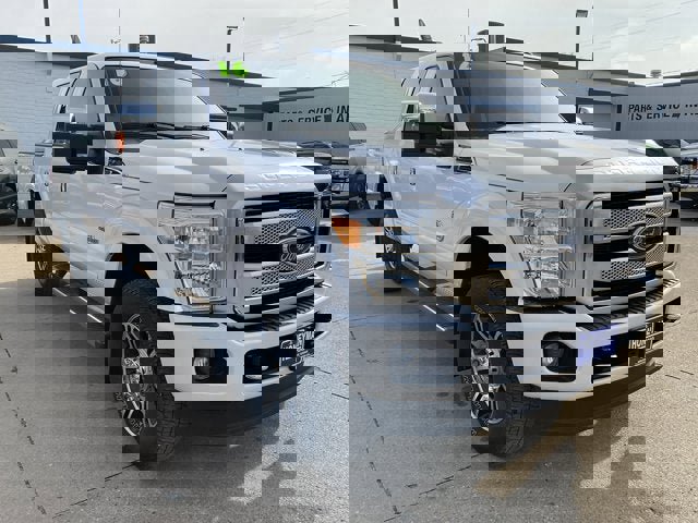 Used 2016 Ford F350 Platinum image 2