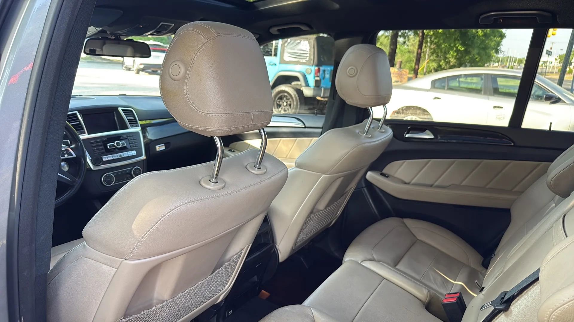 Used 2015 Mercedes-Benz GL 450 4MATIC image 15