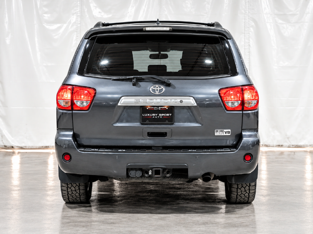 Used 2017 Toyota Sequoia Limited w/ Safety & Convenience Package AWD/4WD image 4