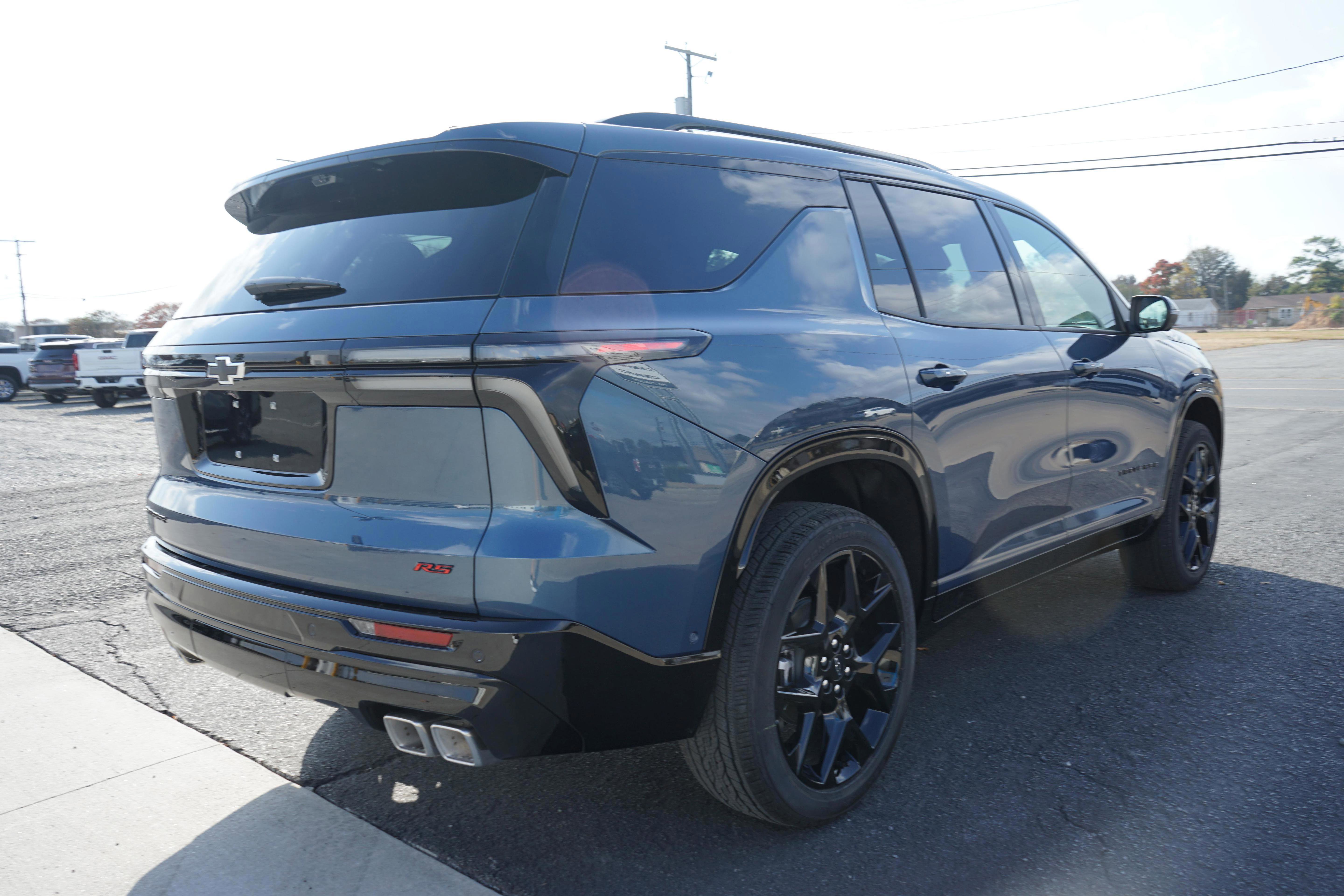 New 2026 Chevrolet Traverse RS image 5