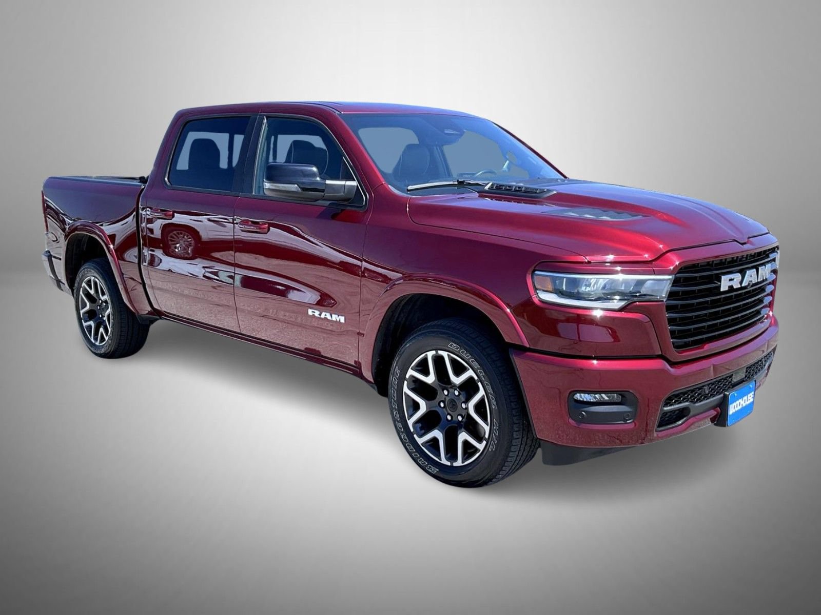 Used 2025 RAM 1500 Laramie w/ Sport Appearance Package AWD/4WD image 3