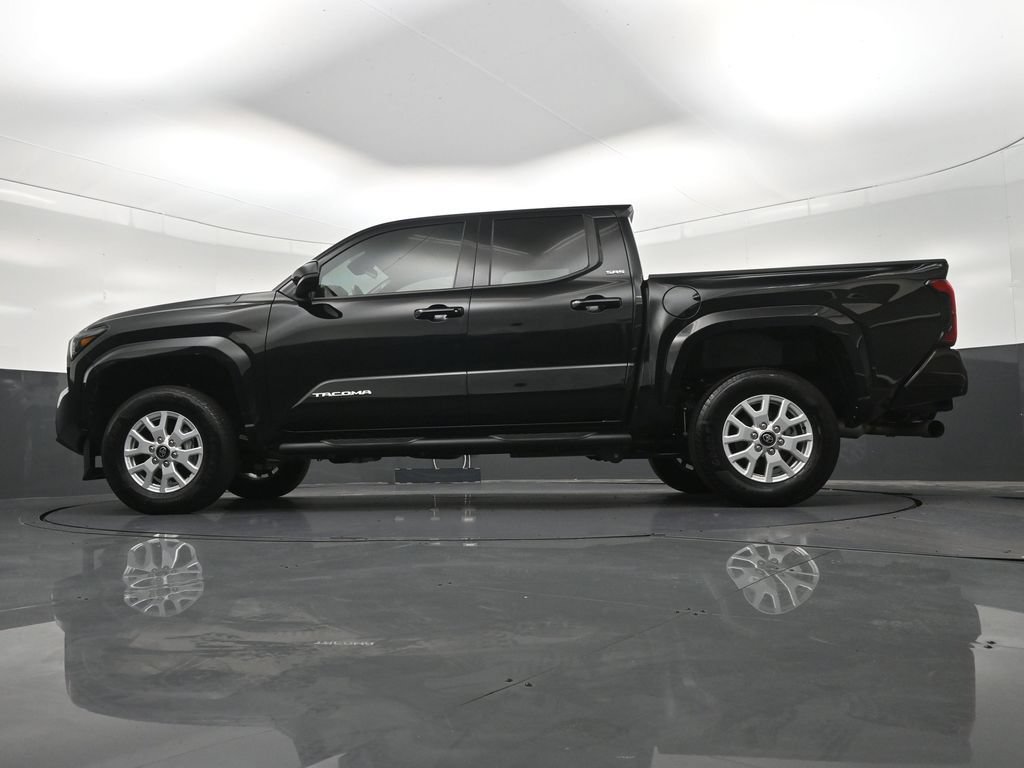 Used 2025 Toyota Tacoma SR5 RWD image 25