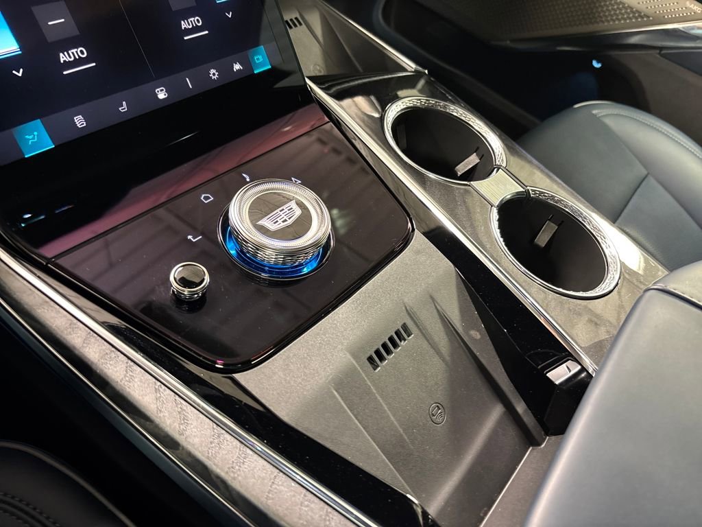 New 2025 Cadillac Escalade IQ Luxury 2 image 52