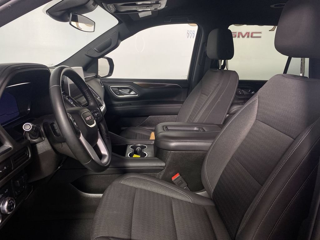 Certified 2023 GMC Yukon SLE w/ Max Trailering Package AWD/4WD image 11