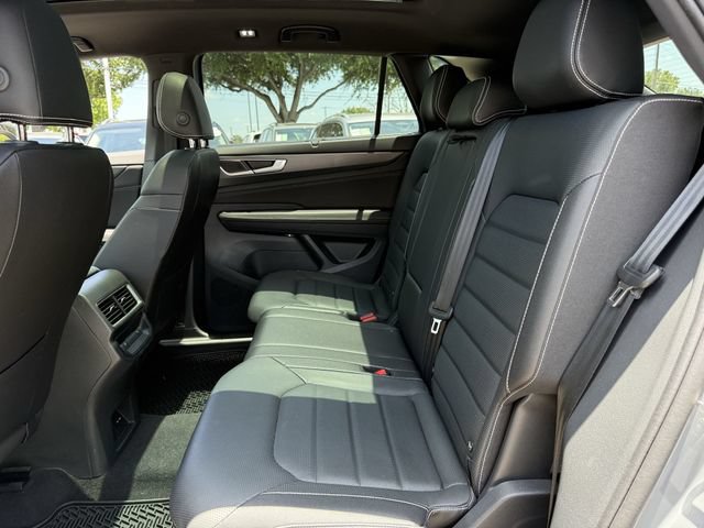 New 2026 Volkswagen Atlas Cross Sport SEL AWD/4WD image 25