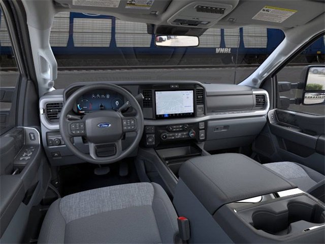 New 2025 Ford F250 XLT w/ Black Appearance Package image 9