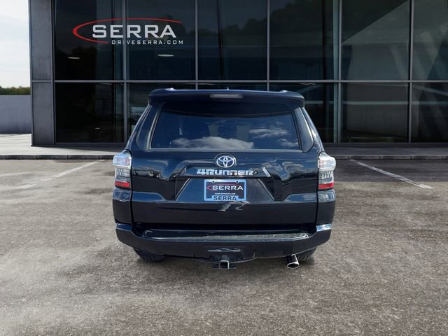 Used 2018 Toyota 4Runner SR5 image 4