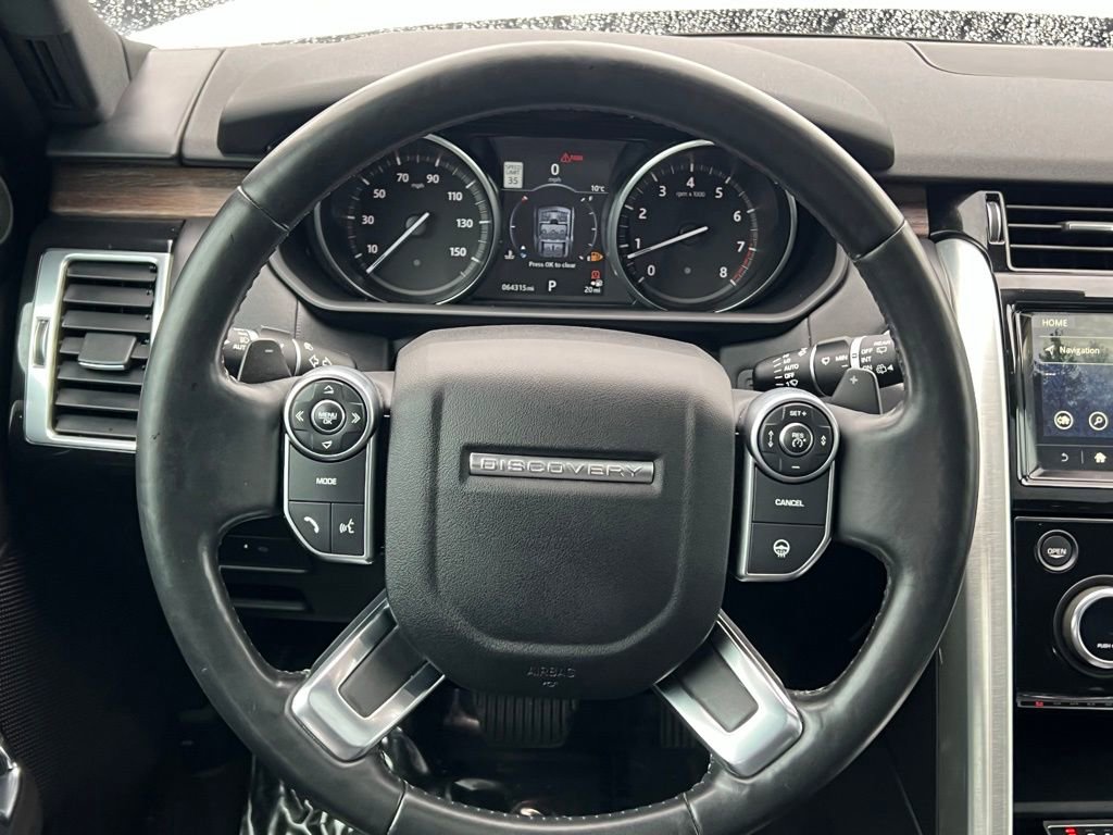 Used 2017 Land Rover Discovery HSE Luxury AWD/4WD image 21