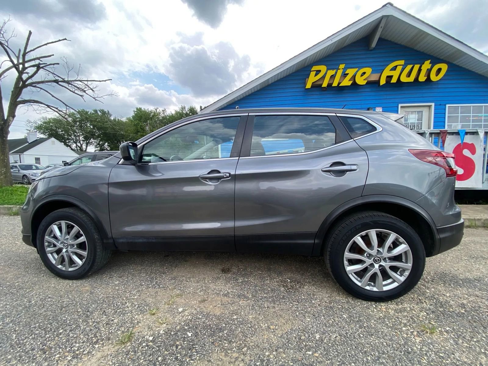 Used 2021 Nissan Rogue Sport S image 6