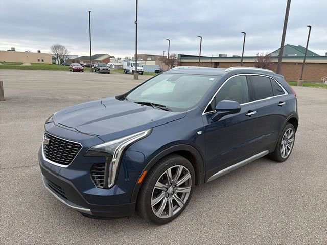Used 2019 Cadillac XT4 Premium Luxury w/ Driver Assist Package image 2