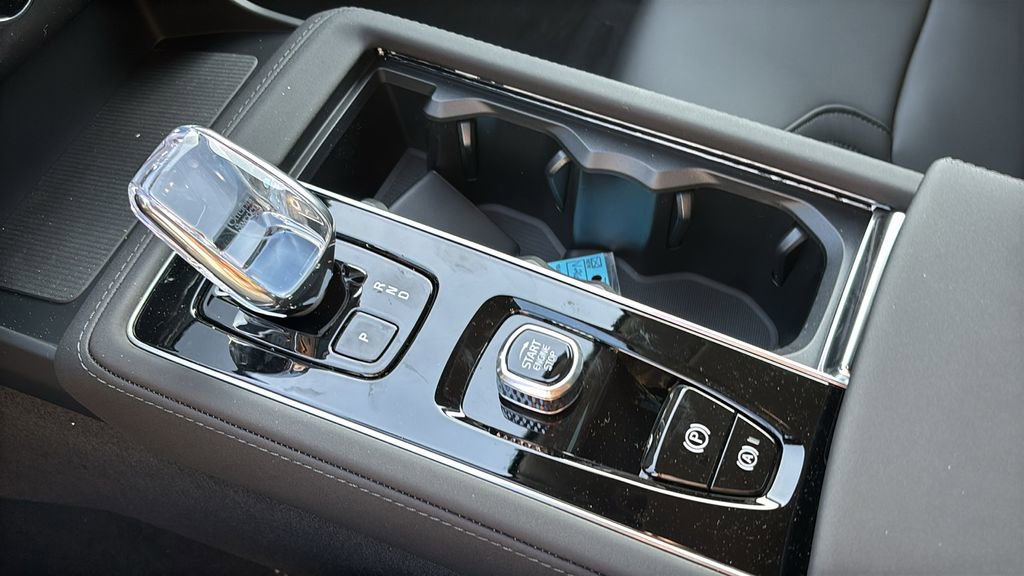 New 2026 Volvo XC90 B6 Plus image 20