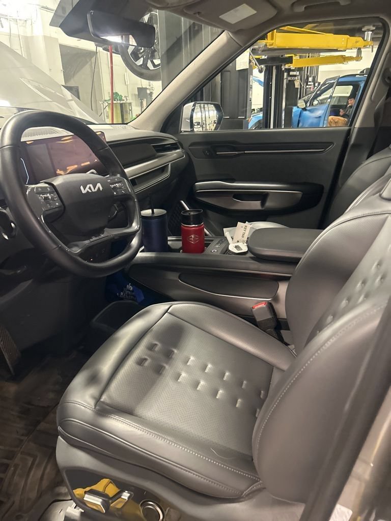 Certified 2024 Kia EV9 Wind AWD/4WD image 42