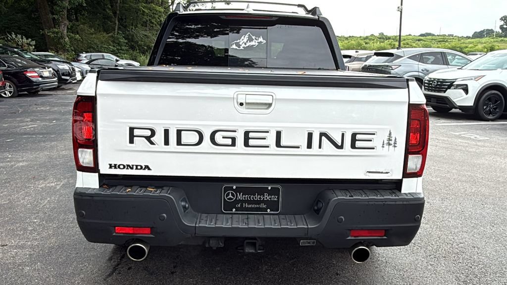 Used 2024 Honda Ridgeline Black Edition video 4