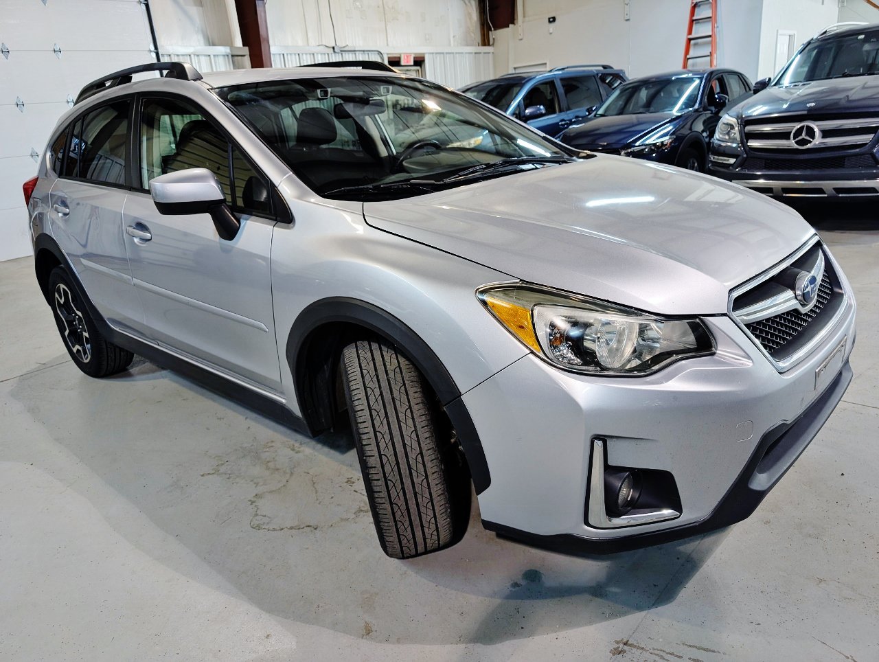 Used 2017 Subaru Crosstrek 2.0i Premium AWD/4WD image 10