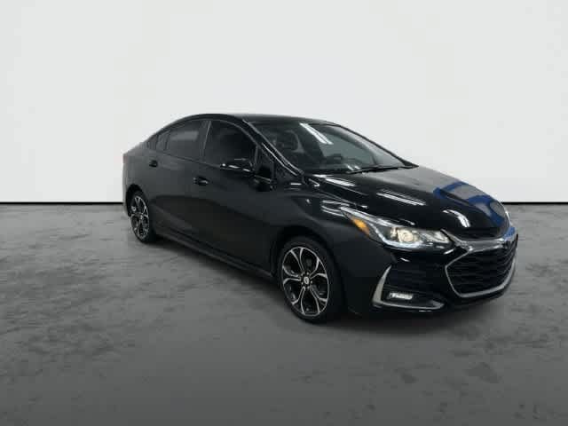 Used 2019 Chevrolet Cruze LT w/ Convenience Package FWD image 5