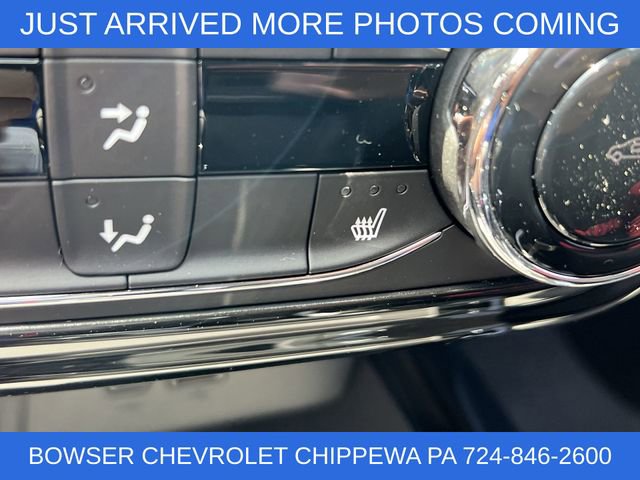 Certified 2025 Chevrolet Trax RS w/ Driver Confidence Package image 14