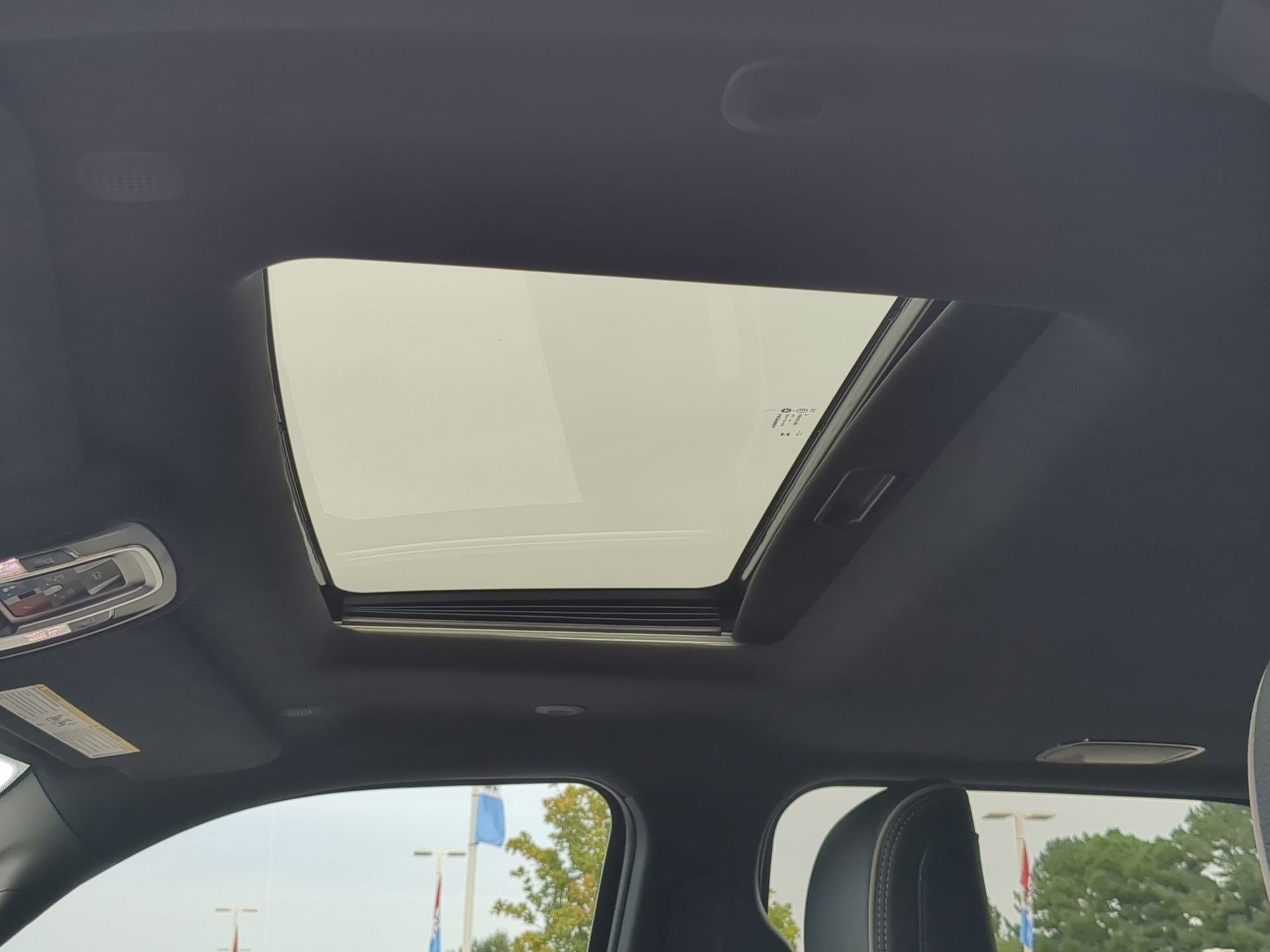 Used 2024 RAM 2500 Limited image 23