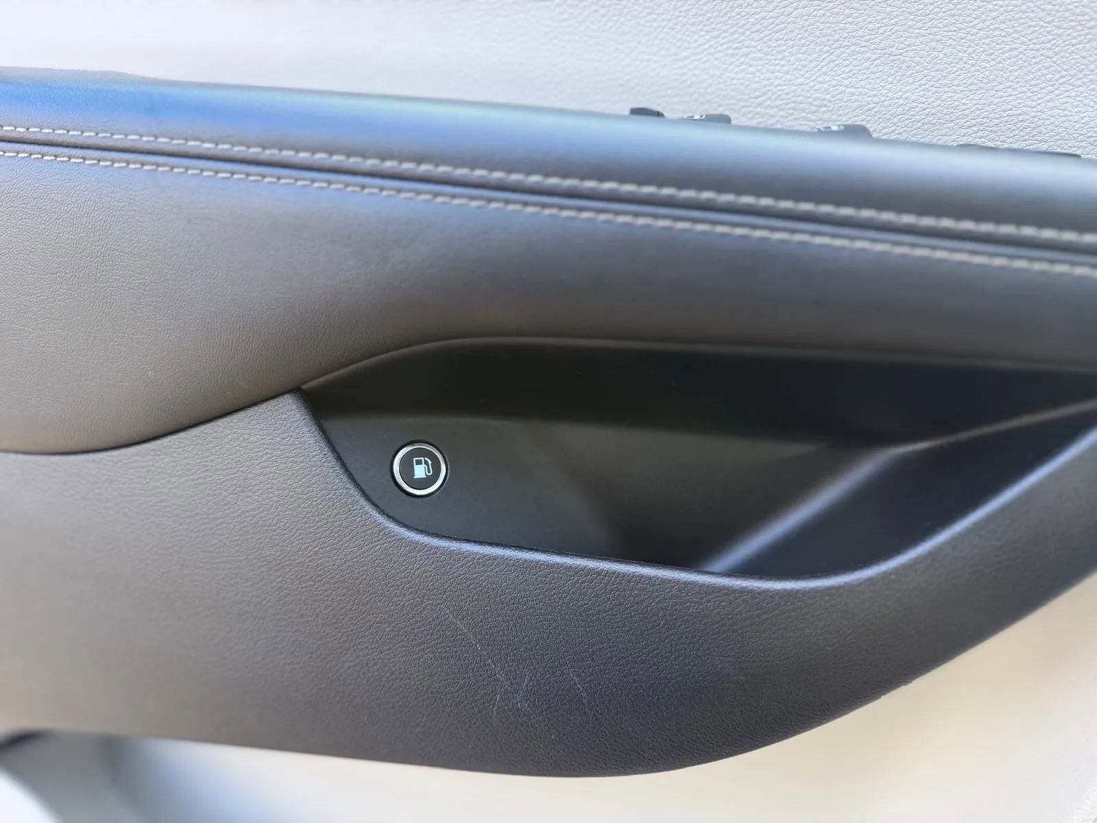 Used 2022 Chrysler Pacifica Touring-L image 35