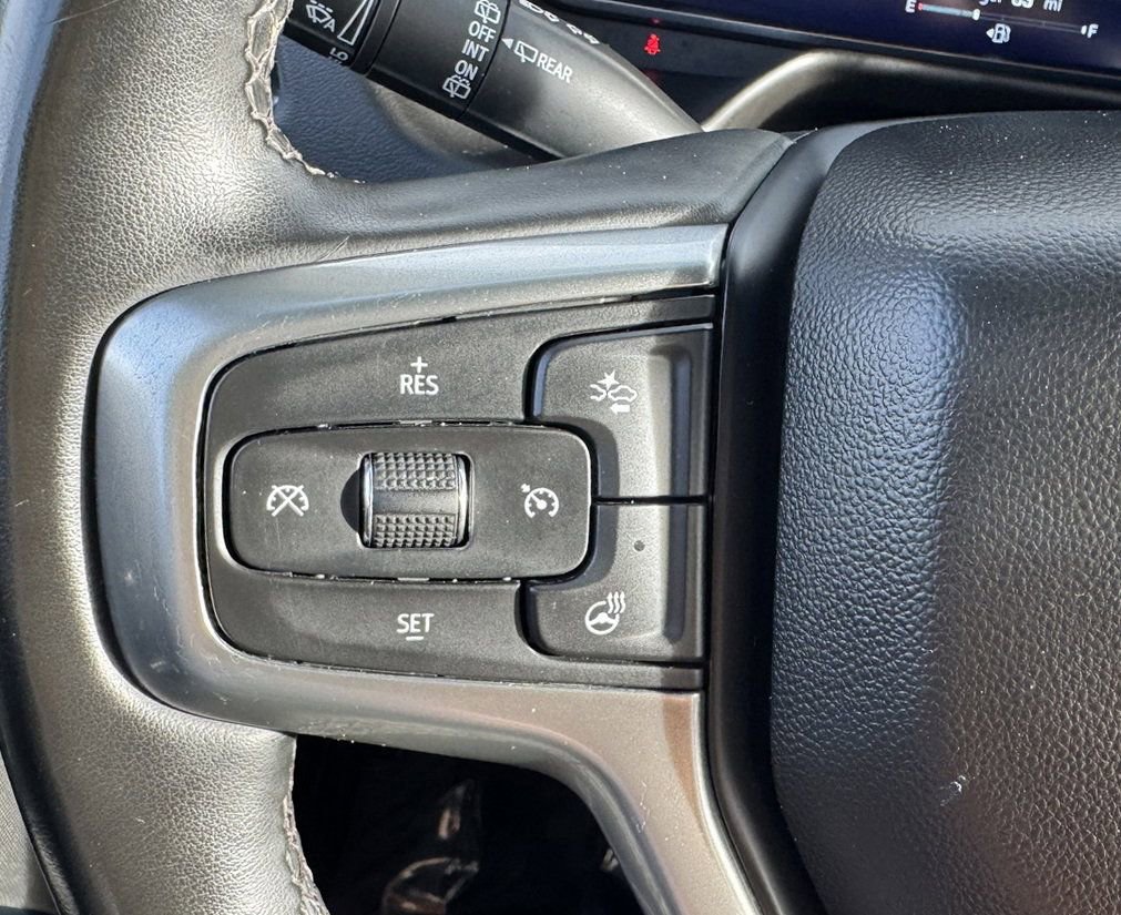 Used 2023 Chevrolet Tahoe LT w/ Luxury Package image 18