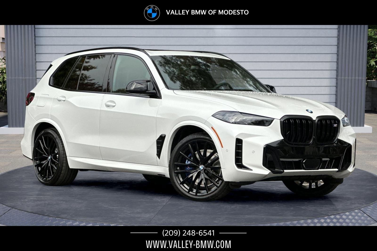 New 2026 BMW X5 M60i w/ Climate Comfort Package