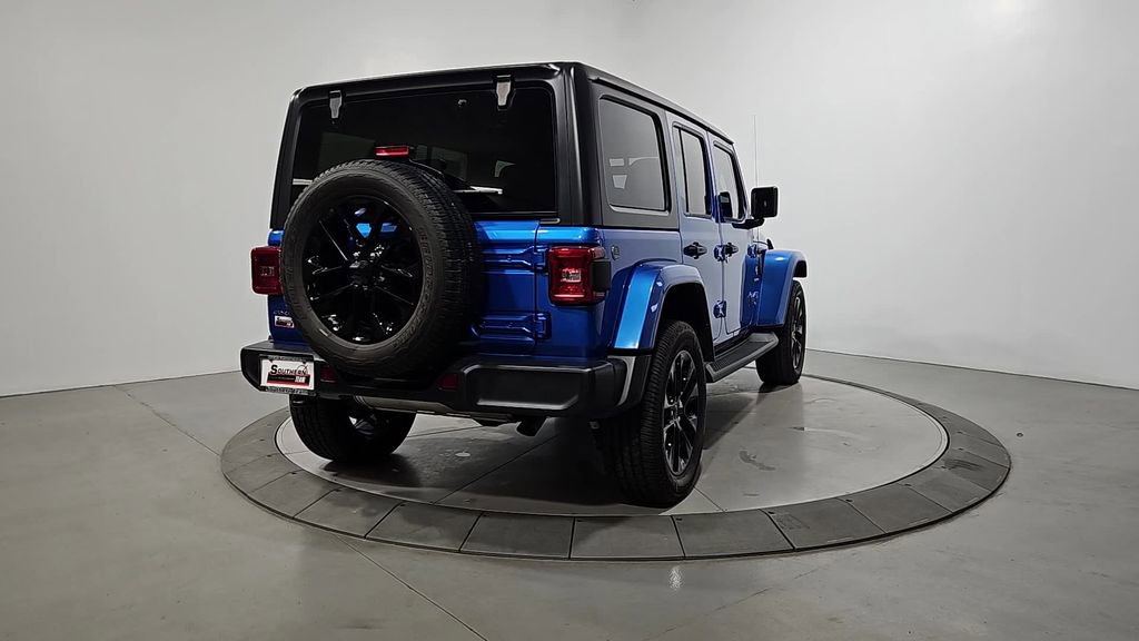 Used 2021 Jeep Wrangler Unlimited Sahara image 5