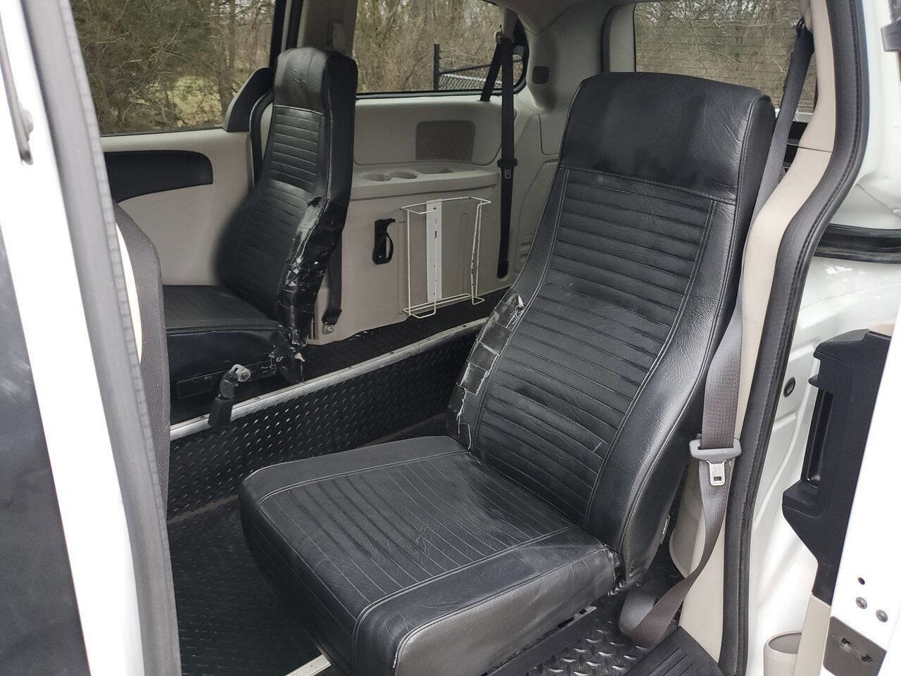 Used 2019 Dodge Grand Caravan SE image 19